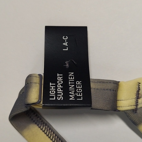 ADIDAS AEROREACT LIGHT-SUPPORT HYPERGLAM PRINTED BRA SIZE LAC - Picture 8 of 10